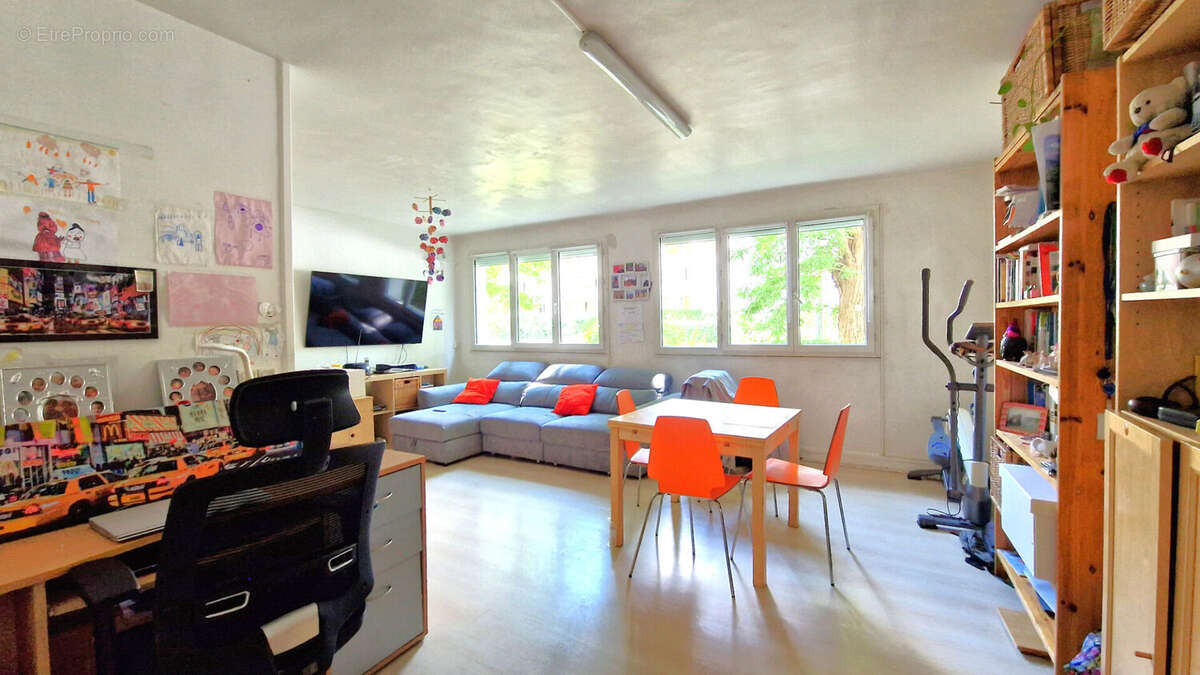 Appartement à MAISONS-ALFORT