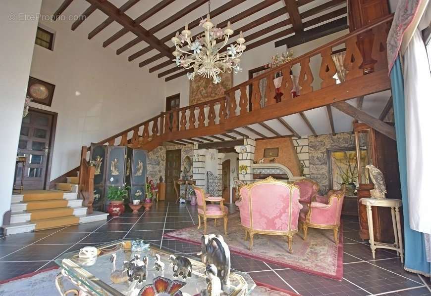 Maison à SAINT-GEORGES-DE-DIDONNE