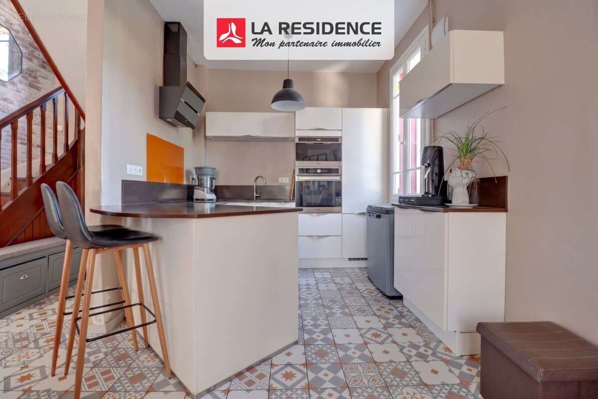 Maison 116 m² à Houdan  - photo 2