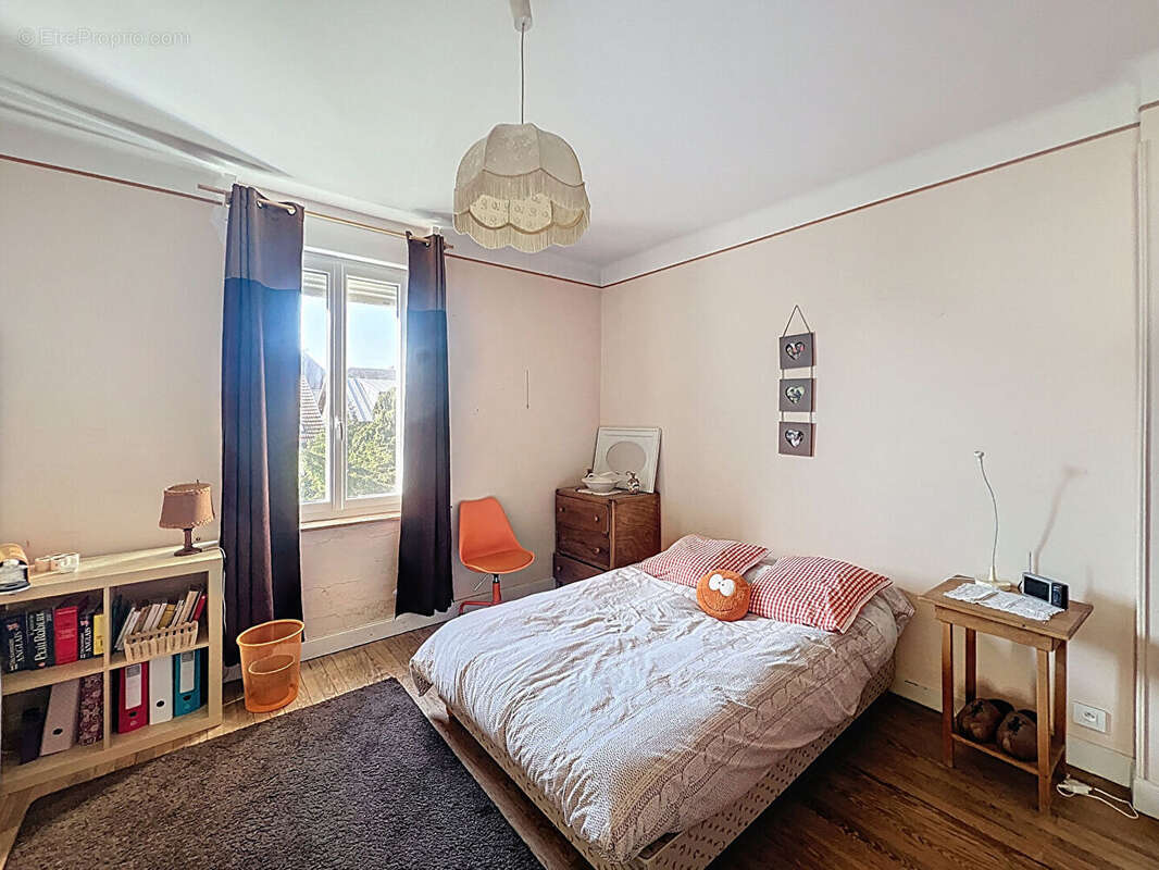 Maison à MONTIGNY-LES-METZ