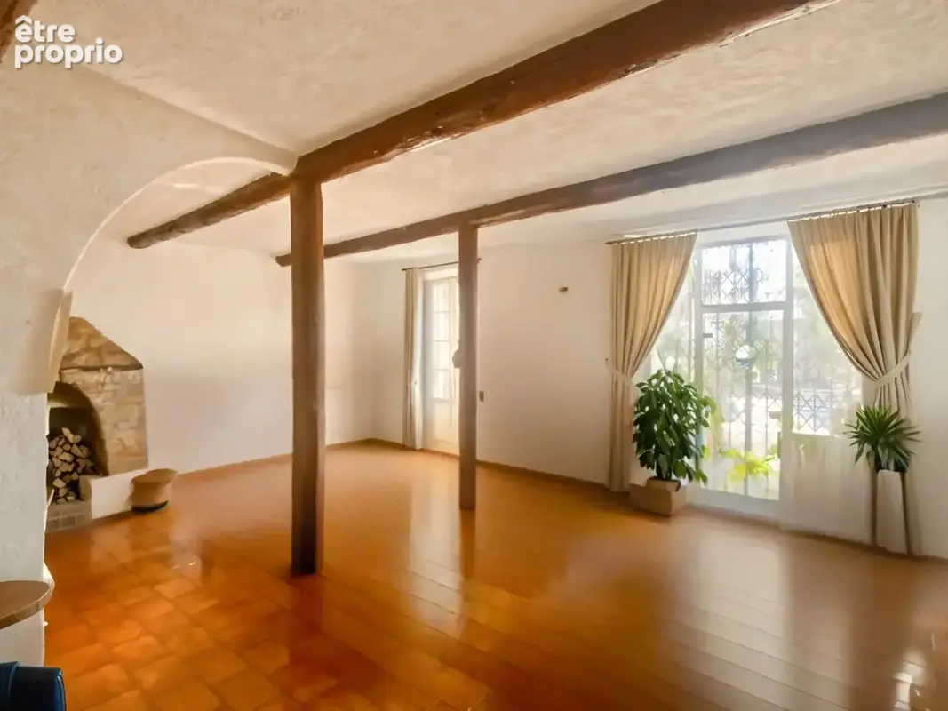Murs commerciaux + appartement + Ensemble immobilier à potentiel au Chène, Gargas - photo 3