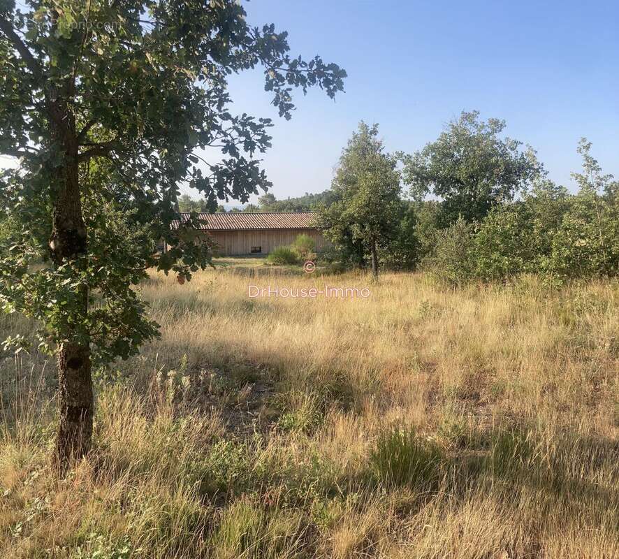 Maison 108 m² à Sanilhac  - photo 14