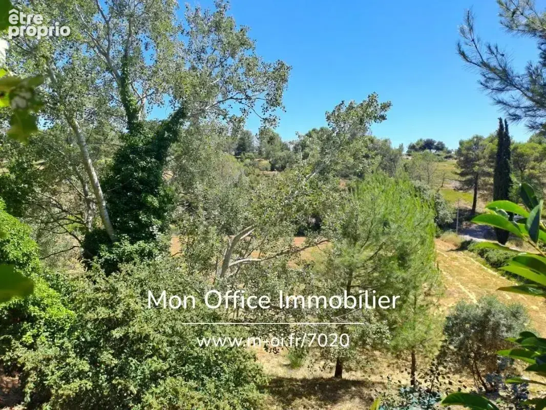 Référence : 7020-VCL - Maison sur 1 hectare avec jardin paysager au Montaiguet - 13590 MEYREUIL - photo 18