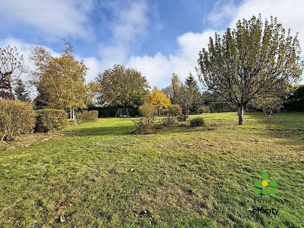 Maison à CHATEAUNEUF-EN-THYMERAIS