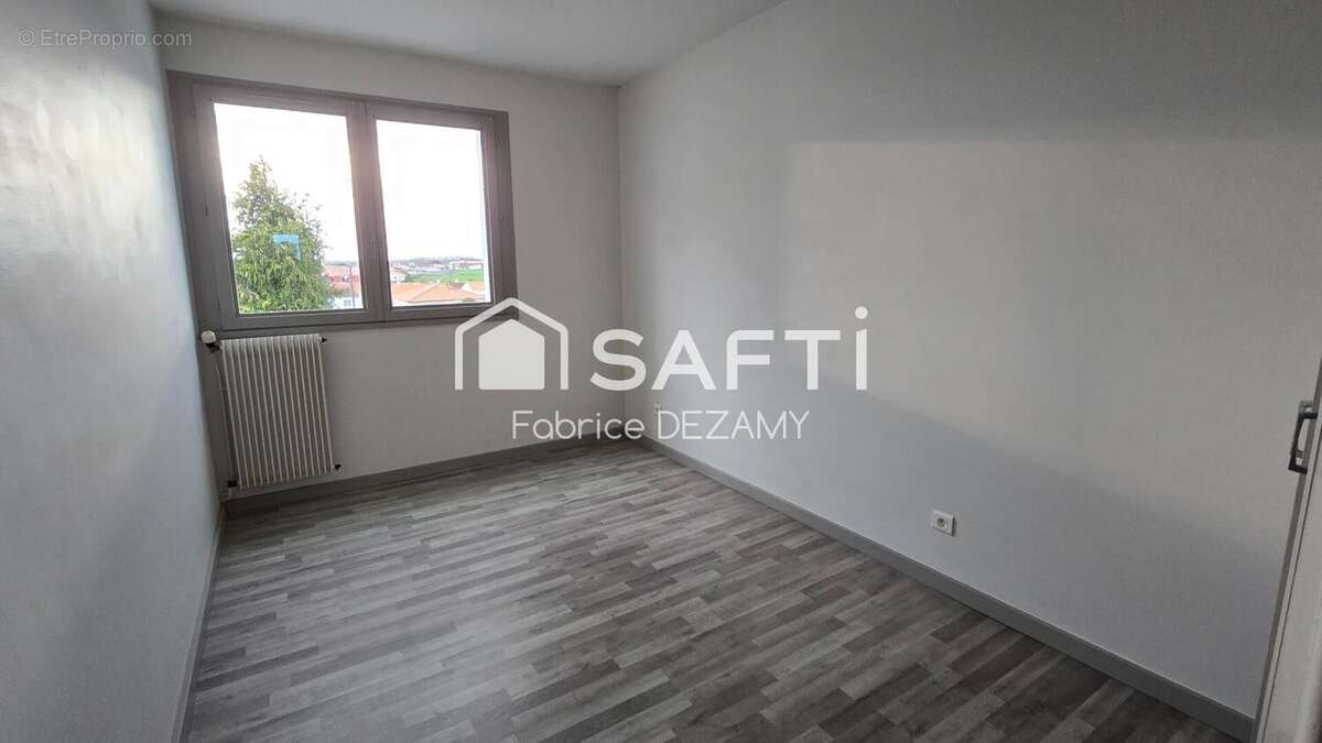 Appartement 104 m² à Lucon  - photo 6
