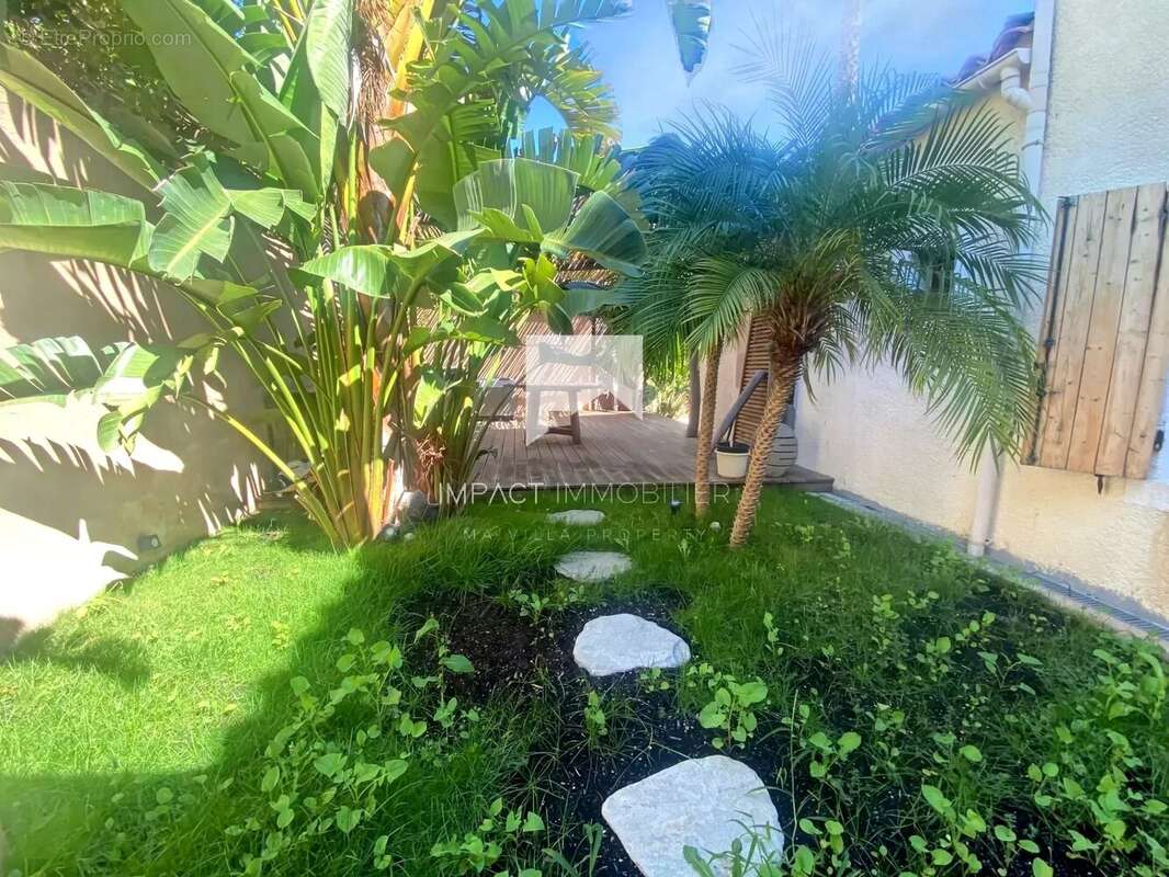 Maison à LA LONDE-LES-MAURES