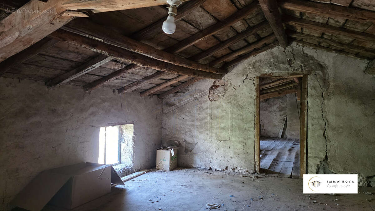 Maison à NESCHERS