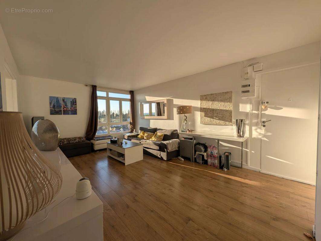 Appartement à NOISY-LE-ROI