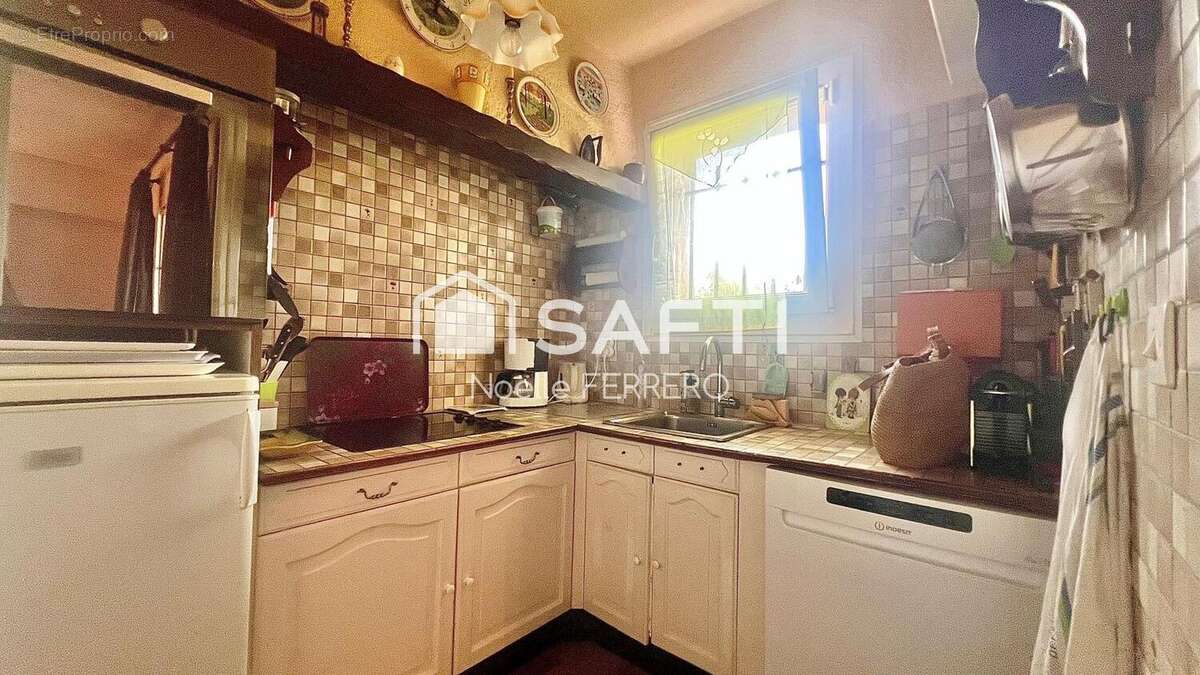 Photo 6 - Appartement à ROQUEBRUNE-SUR-ARGENS