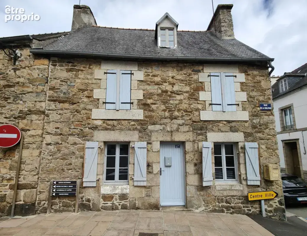 TRÉGUIER   Maison de bourg avec fort potentiel, à deux pas d - photo 1
