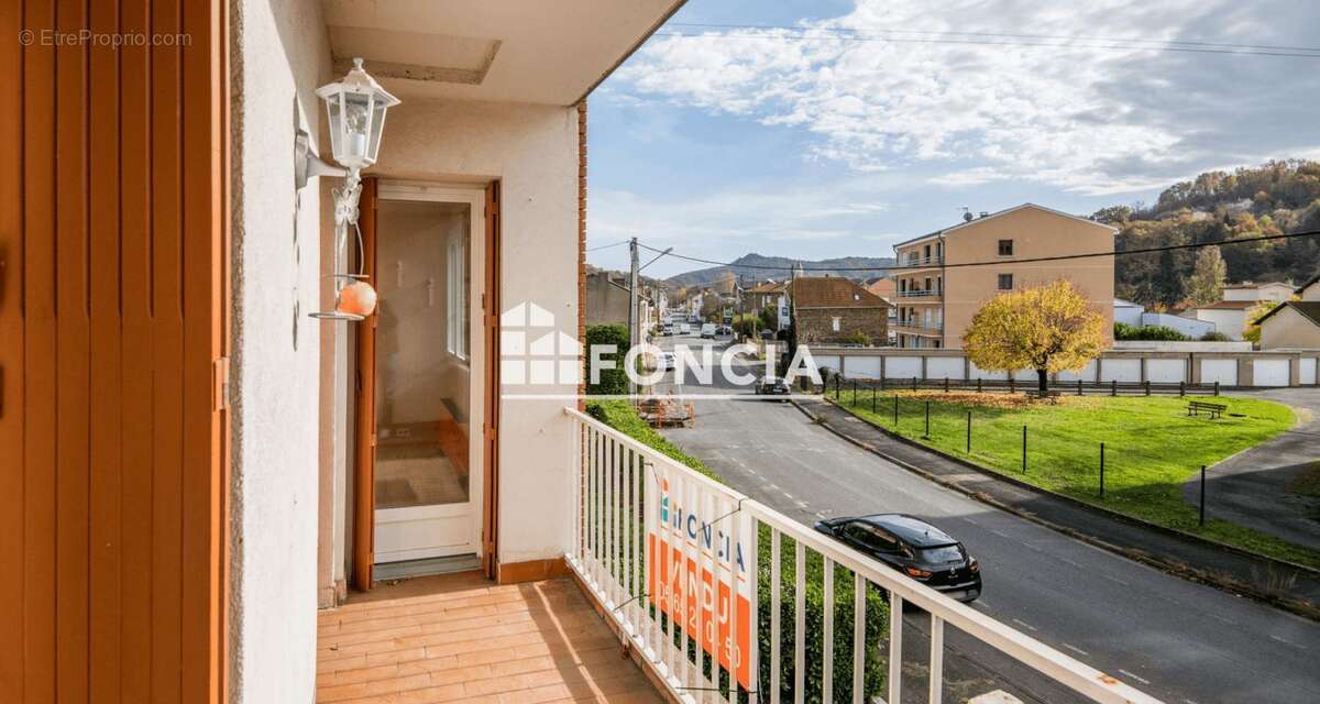 Appartement à DECAZEVILLE