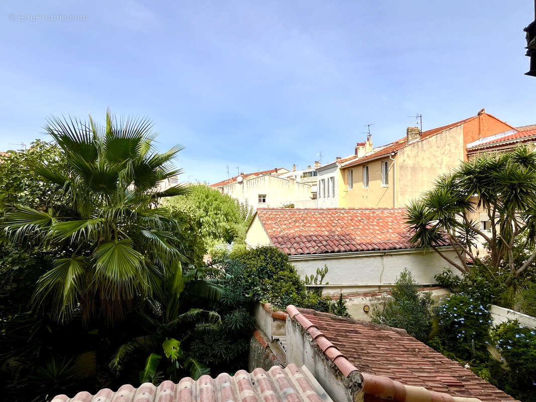 Appartement à MARSEILLE-7E
