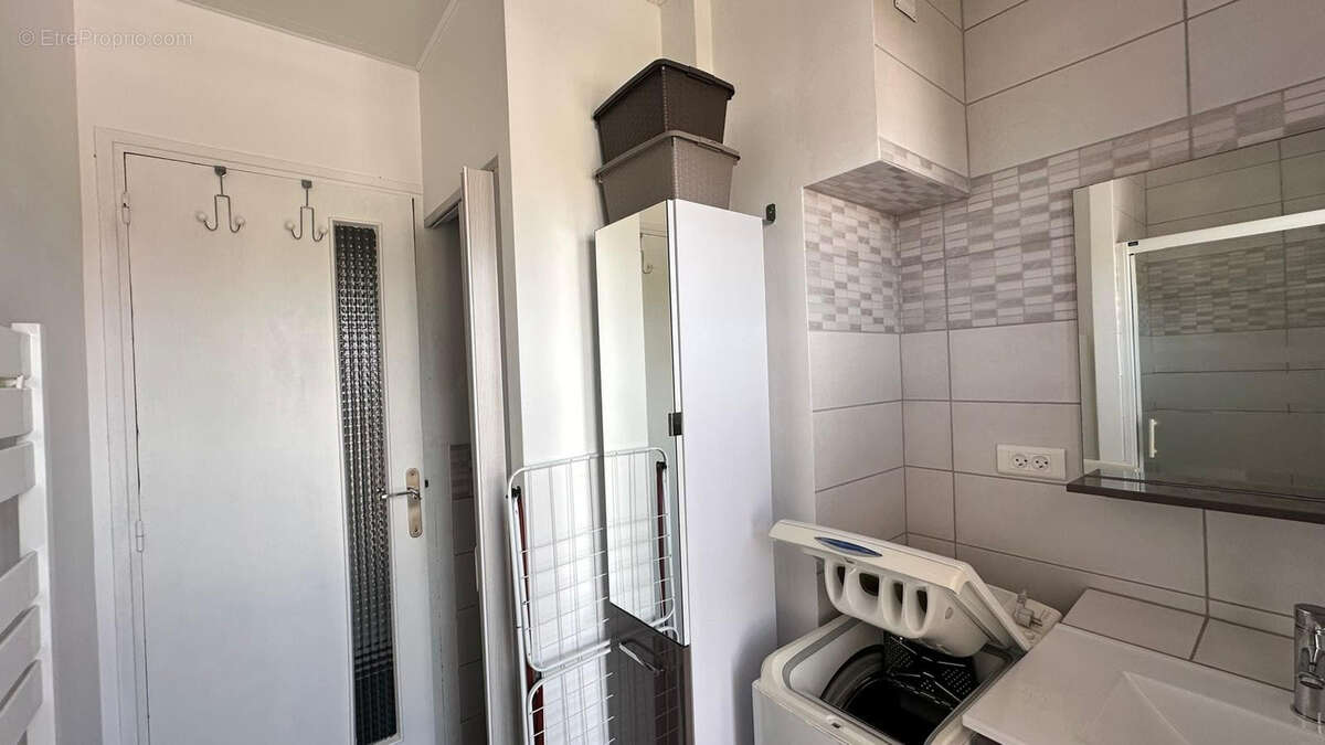 Appartement à BORMES-LES-MIMOSAS
