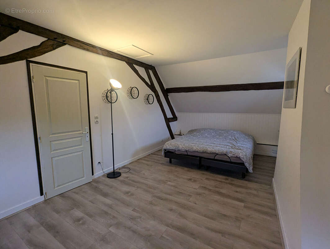 Maison à SAINT-SULPICE