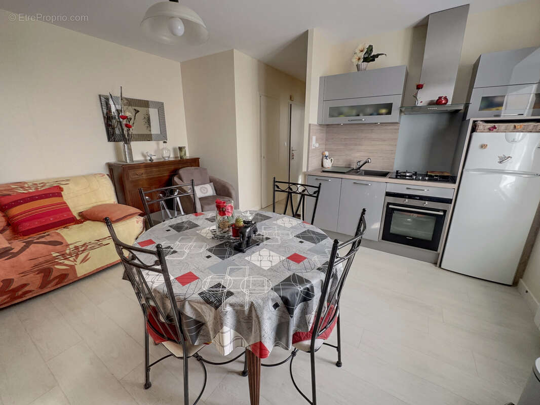 Appartement à CAMORS