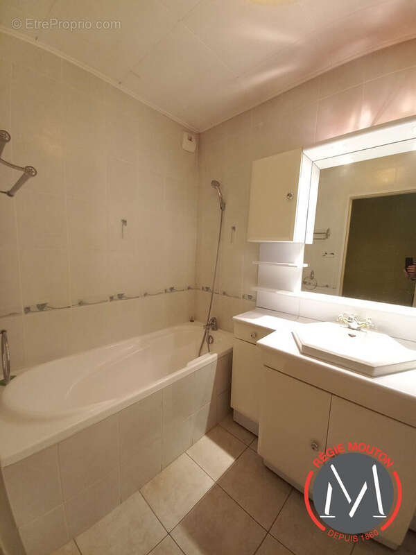 Appartement à LYON-8E