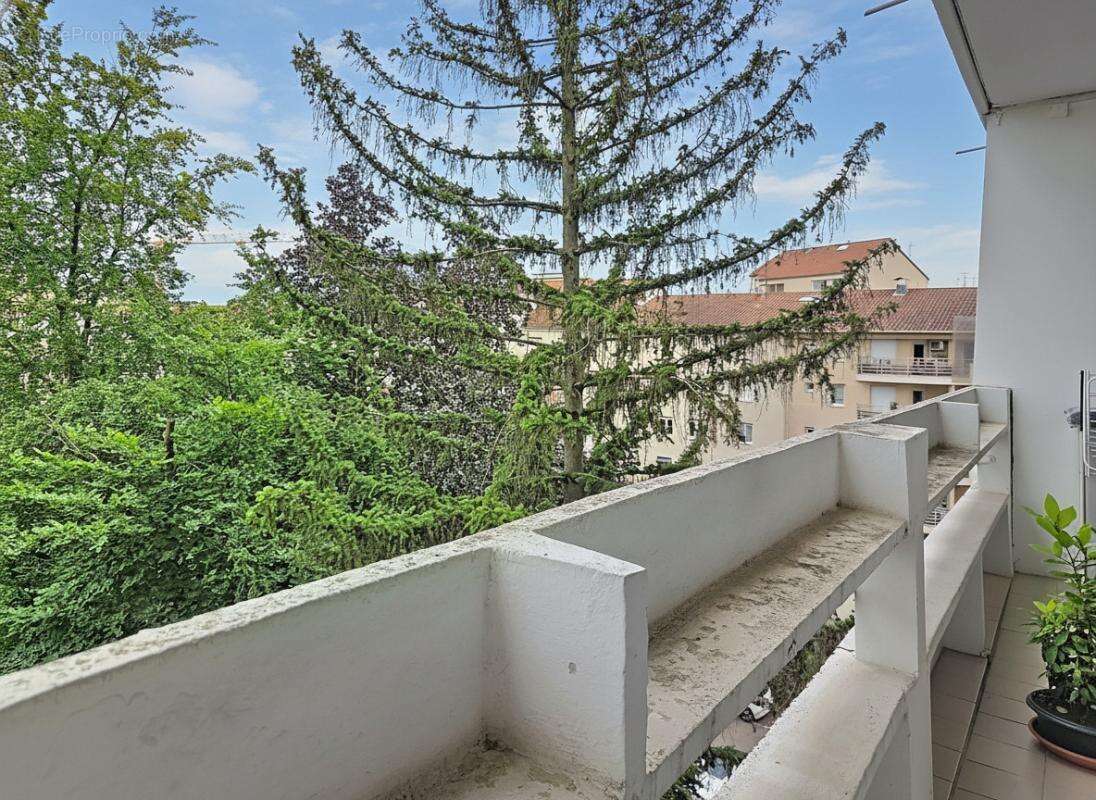 Appartement à VILLEURBANNE