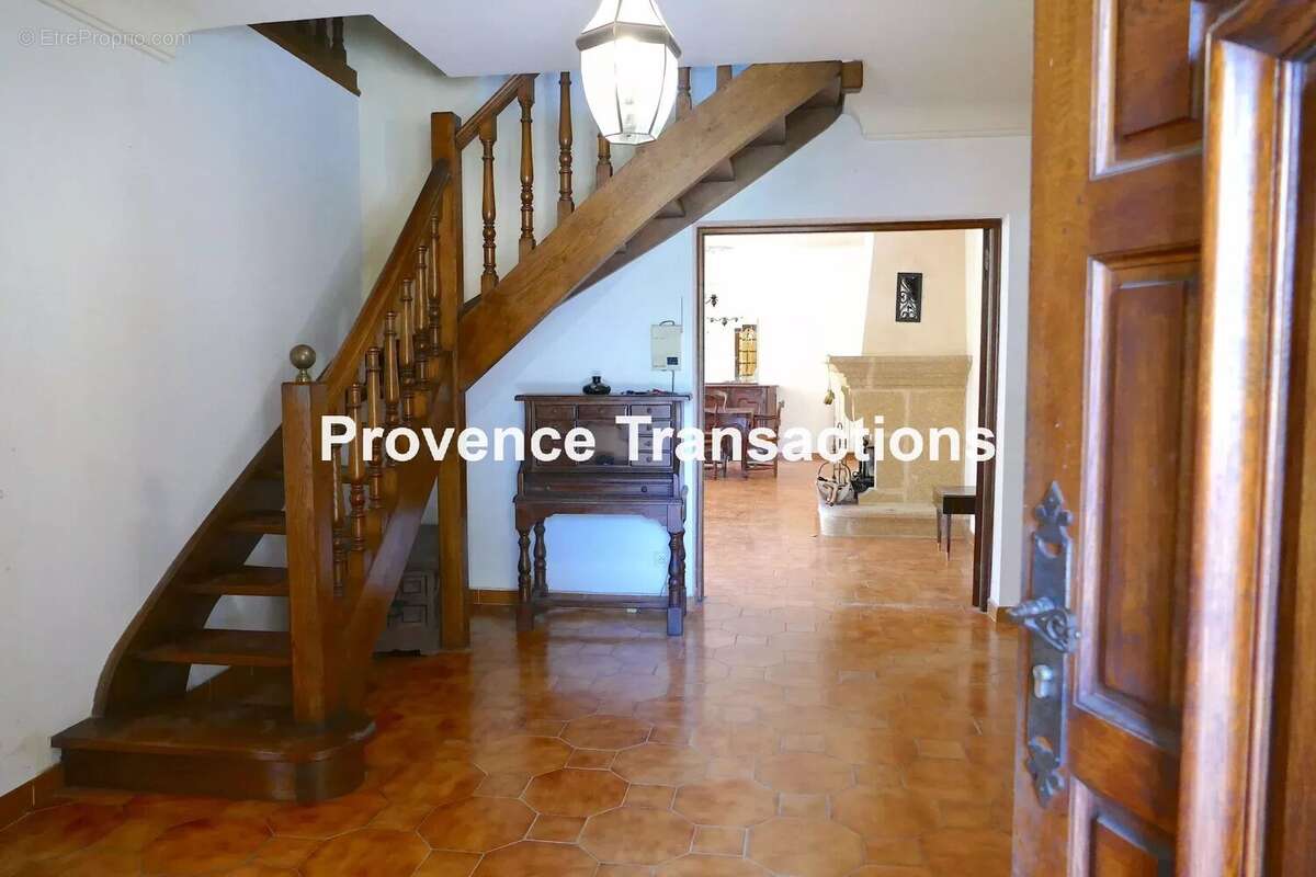 Maison de 170m² avec piscine sur plus d'un hectare! - photo 8