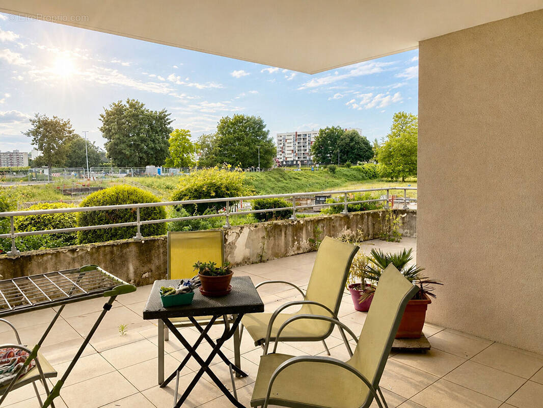 Appartement à MONTCEAU-LES-MINES