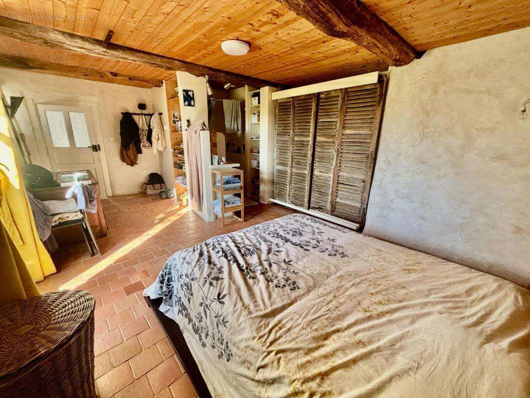 Maison à CUVES