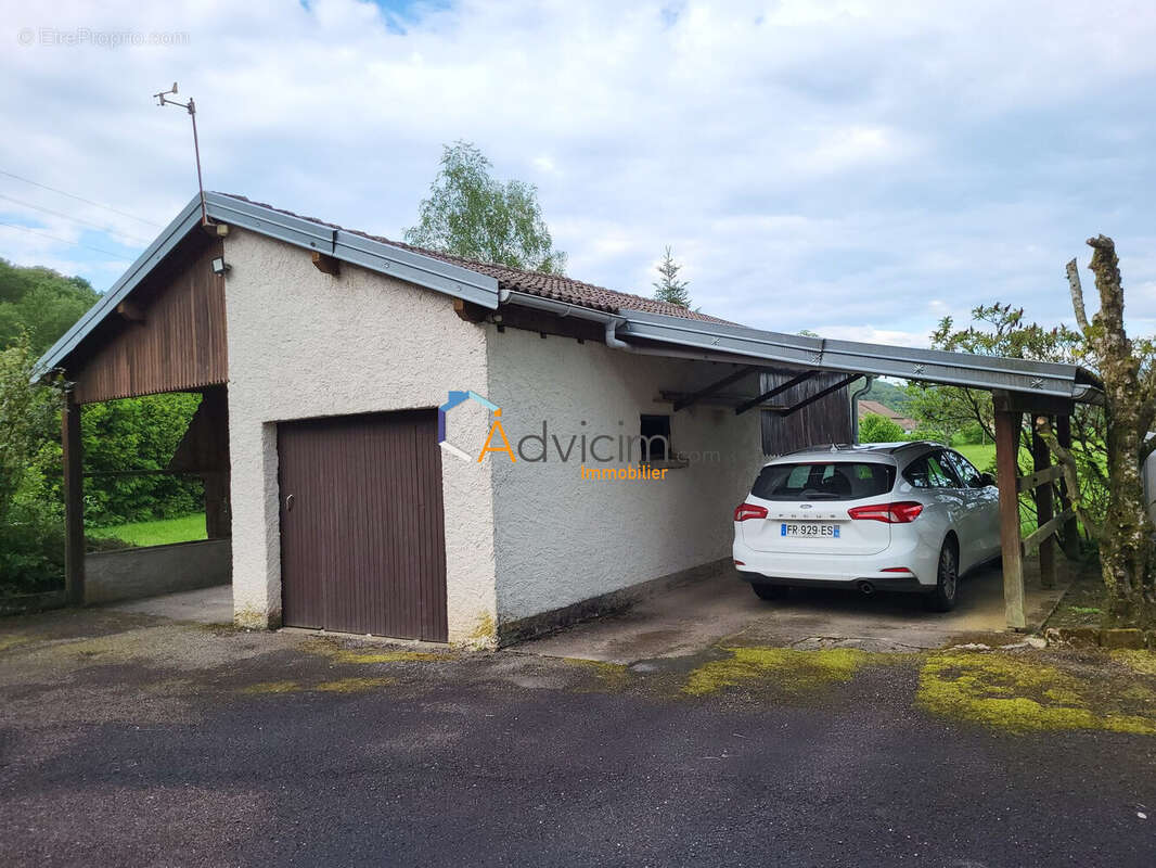 Maison à FROIDECONCHE