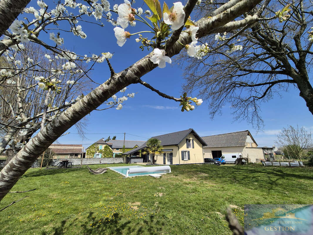 Maison à SOUMOULOU
