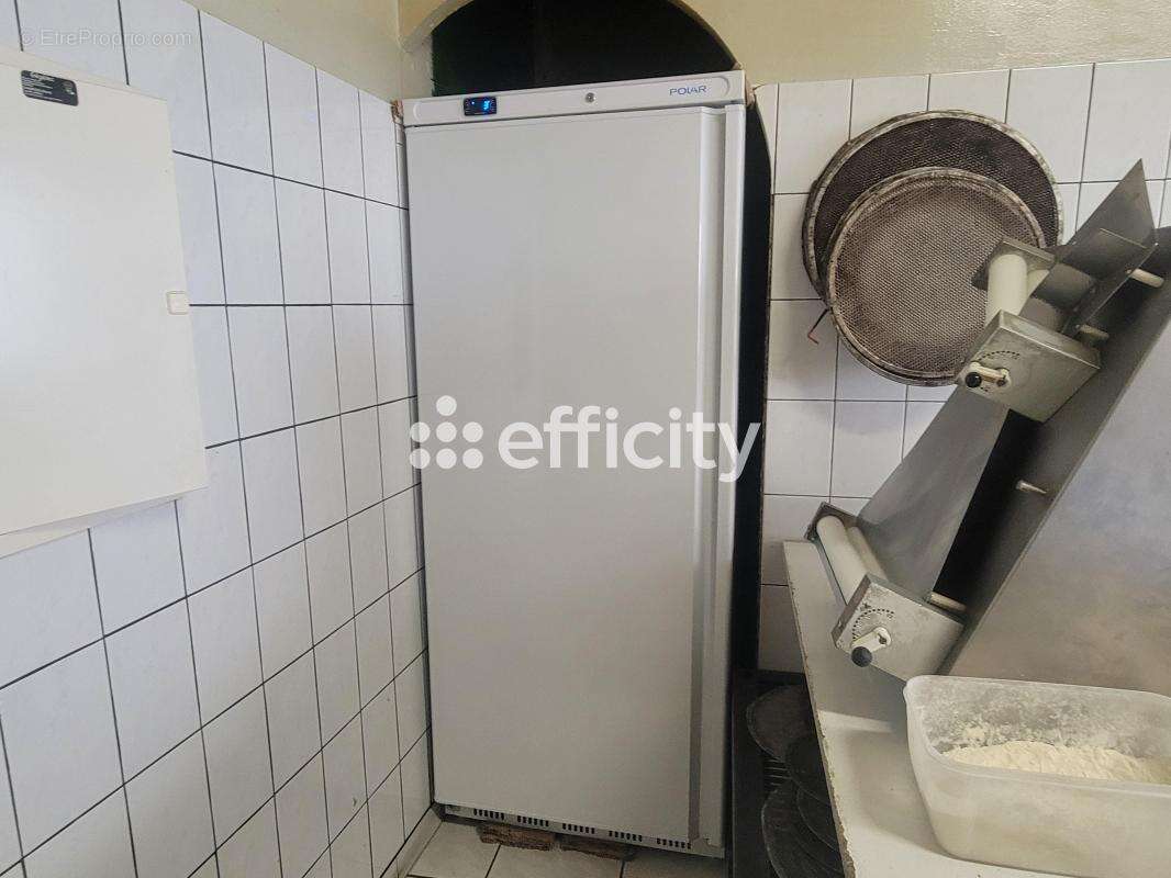 Commerce à LIVRON-SUR-DROME