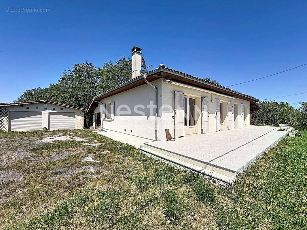 Maison à CASTILLON-MASSAS
