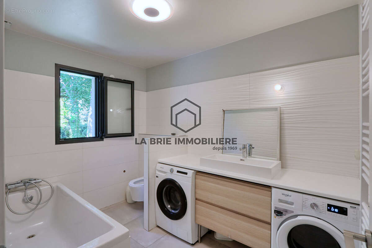 Maison à MAROLLES-EN-BRIE