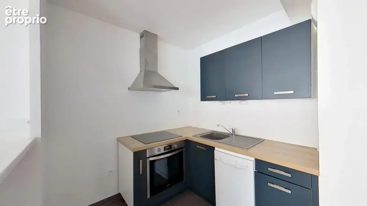 Appartement 3 pièces traversant avec balcon – Quartier des Coutures – Métro Robespierre à 400 m - photo 8