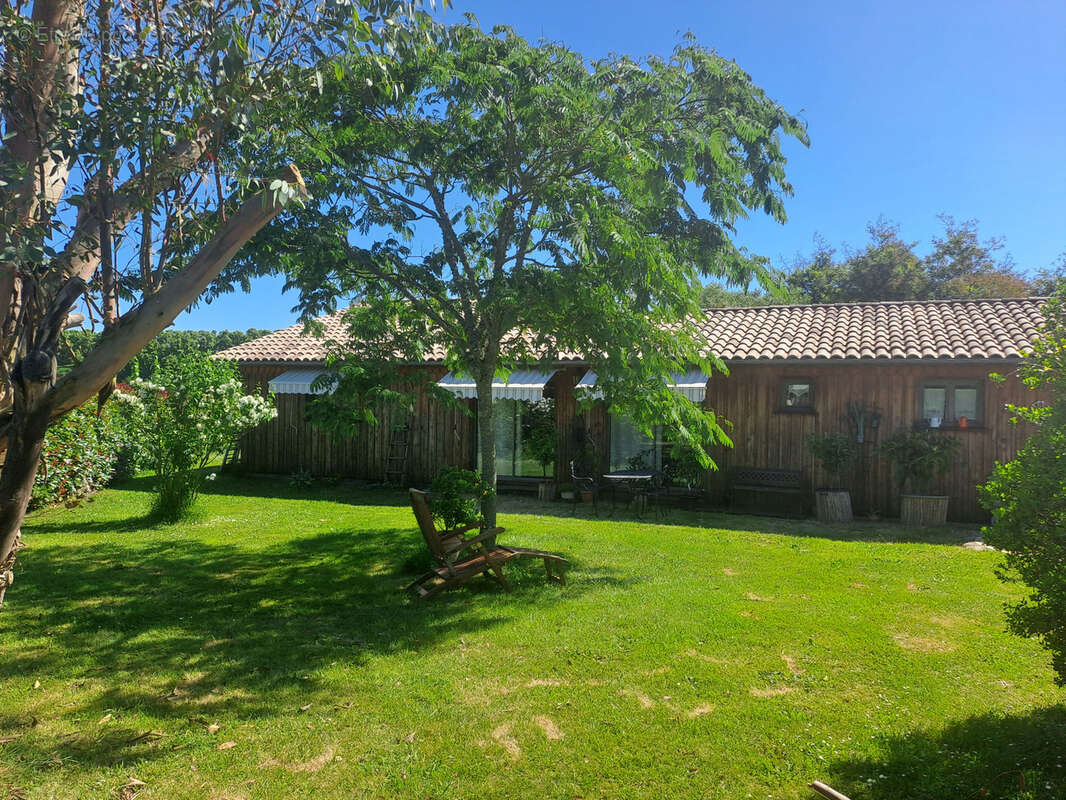 Maison à BUZET-SUR-BAISE