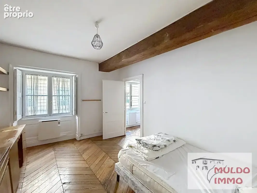 T4 de 108 m² au coeur d'Ainay - photo 9