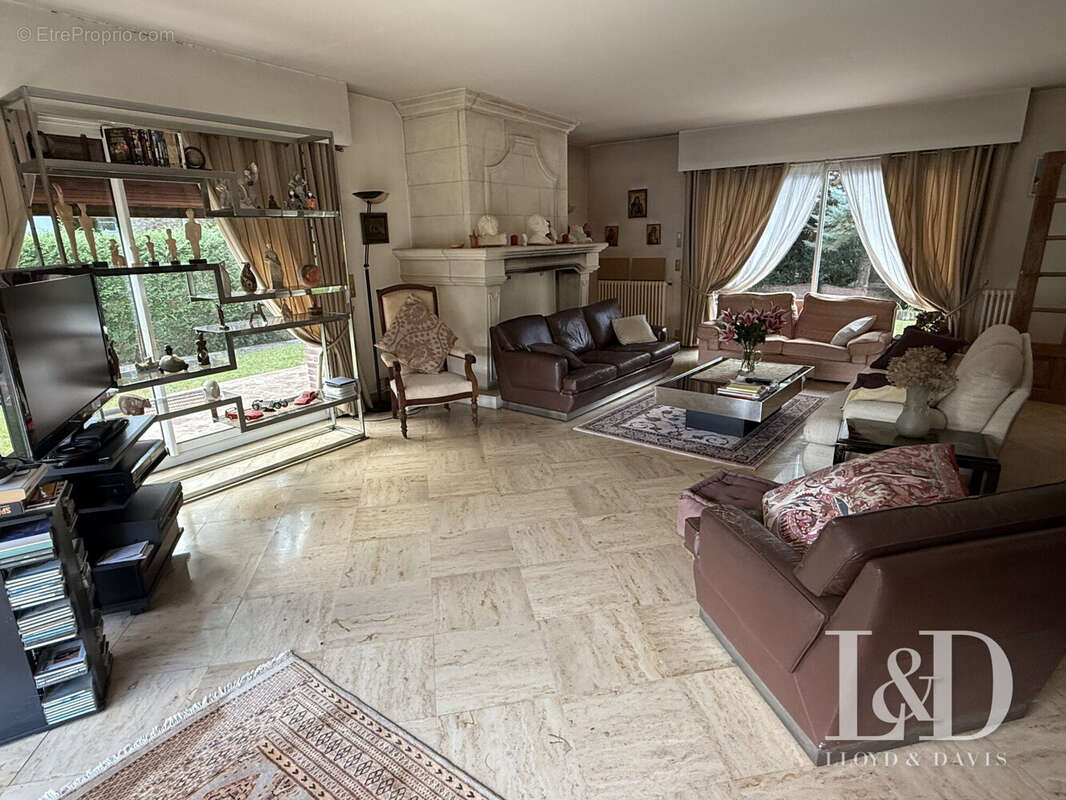 Maison à VAUCRESSON