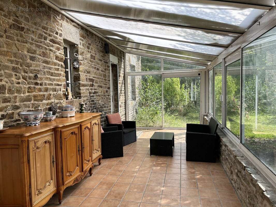 Maison à PONT-D&#039;OUILLY