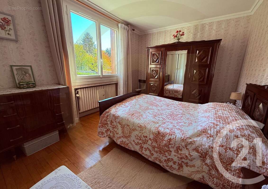 Maison à BOURGOIN-JALLIEU