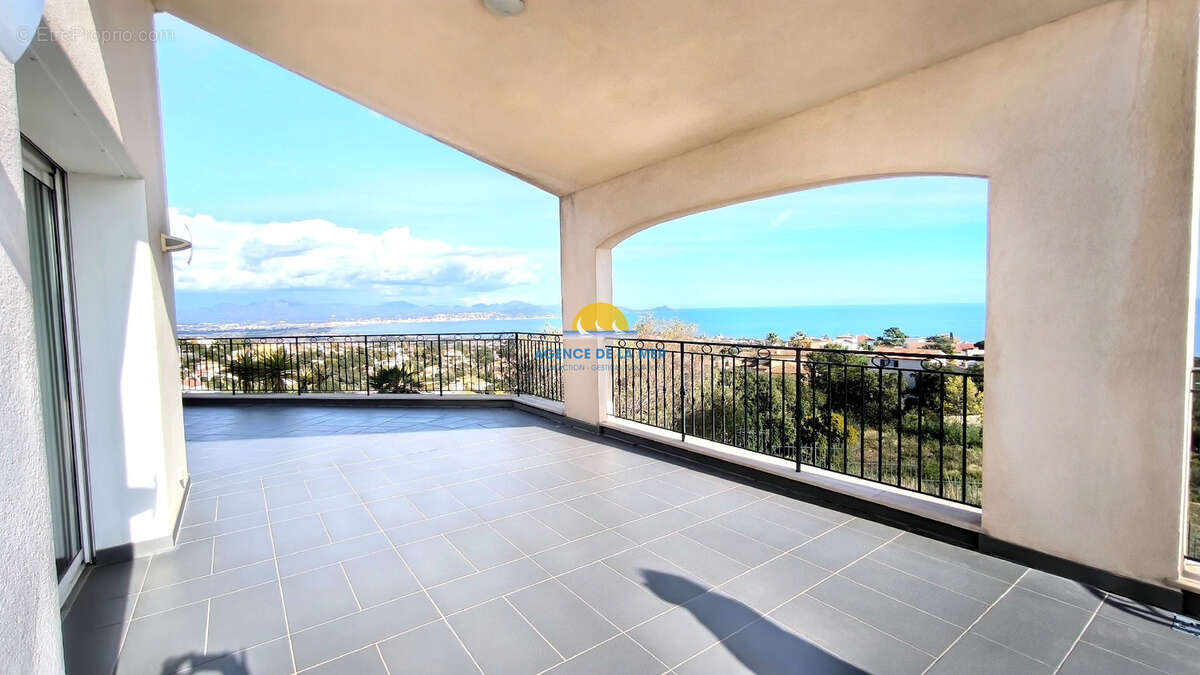 Maison à FREJUS