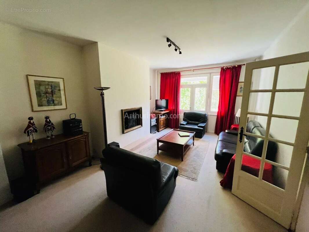 Maison à SAINT-AMAND-LES-EAUX