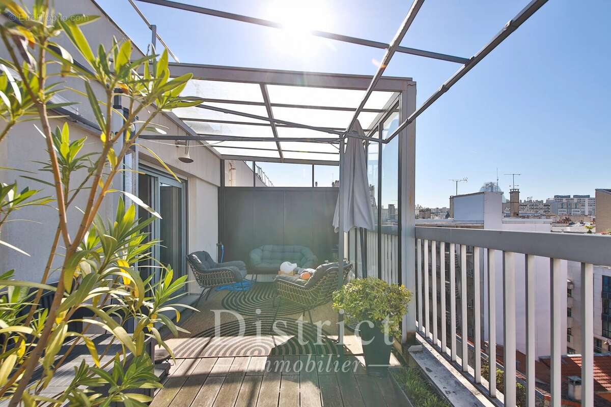 Appartement à PARIS-15E