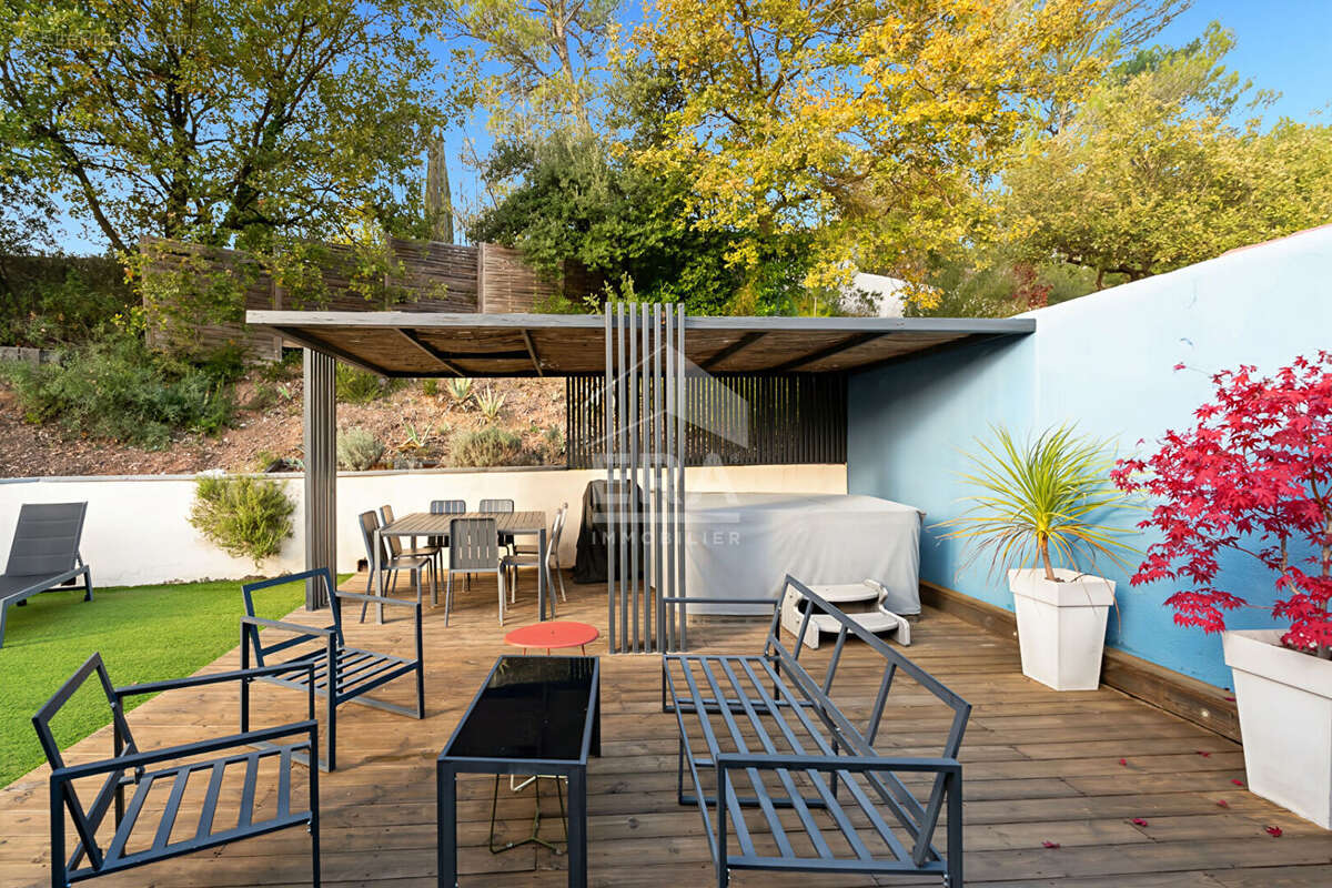 Maison à BOUC-BEL-AIR