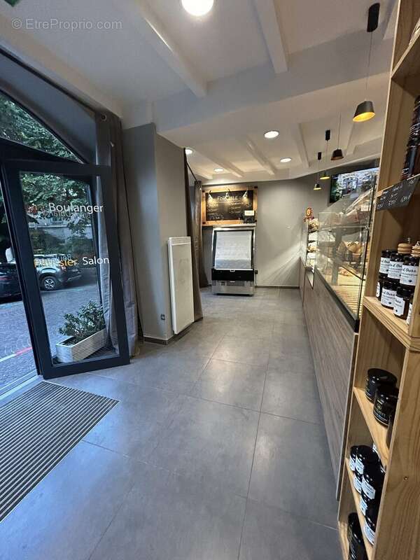 Commerce 145 m² à Privas  - photo 3
