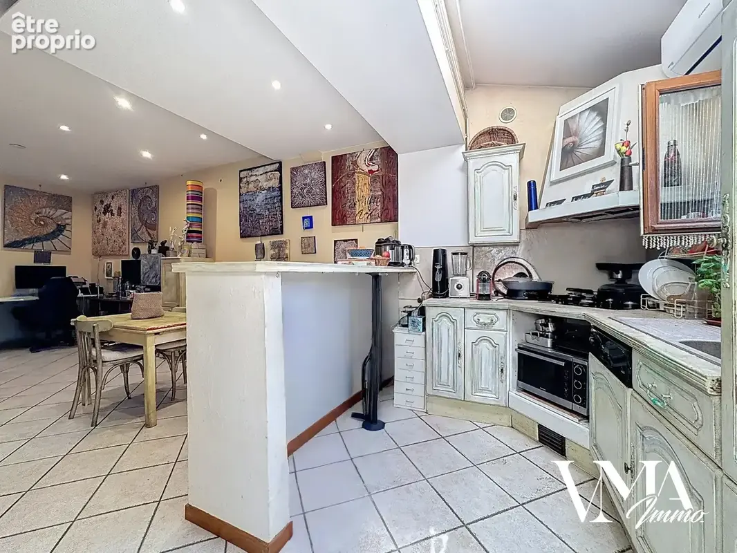 À VENDRE   Appartement T2 avec grand extérieur et dépendance   Décines-Charpieu - photo 2