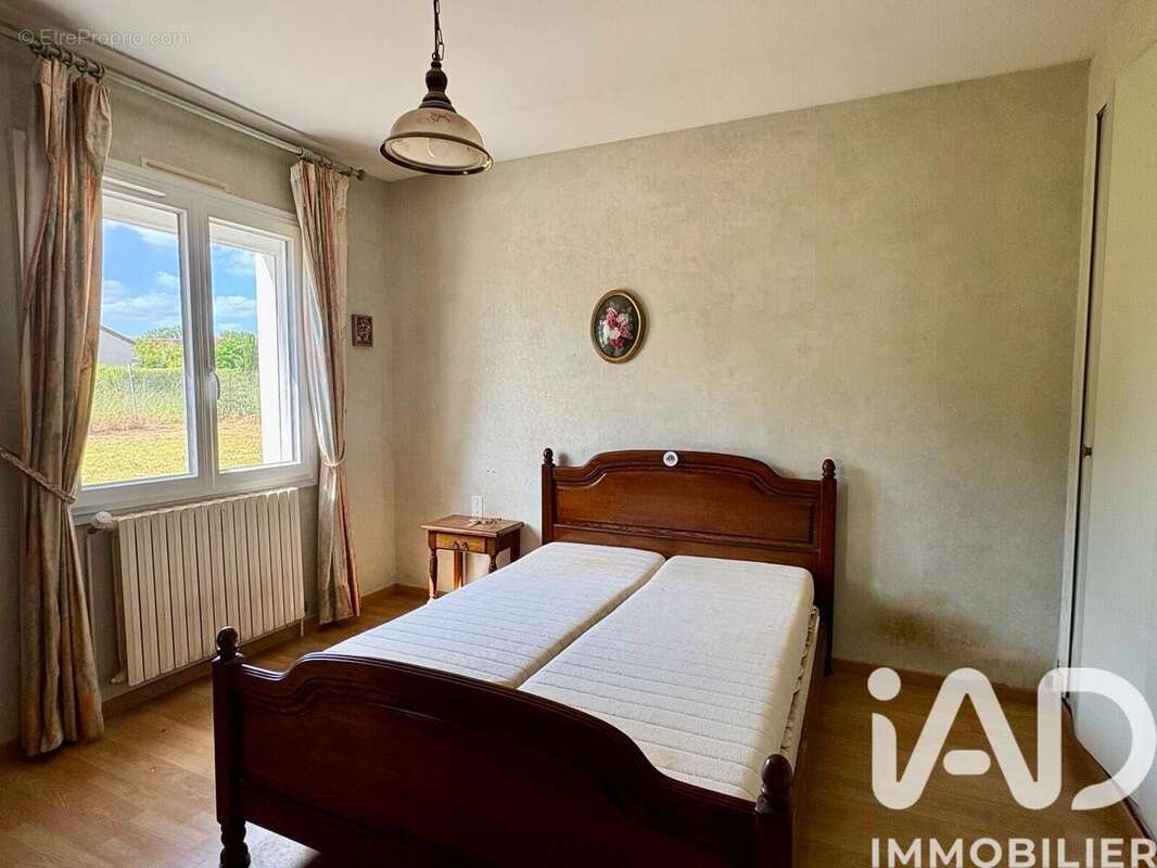 Photo 5 - Maison à MERPINS