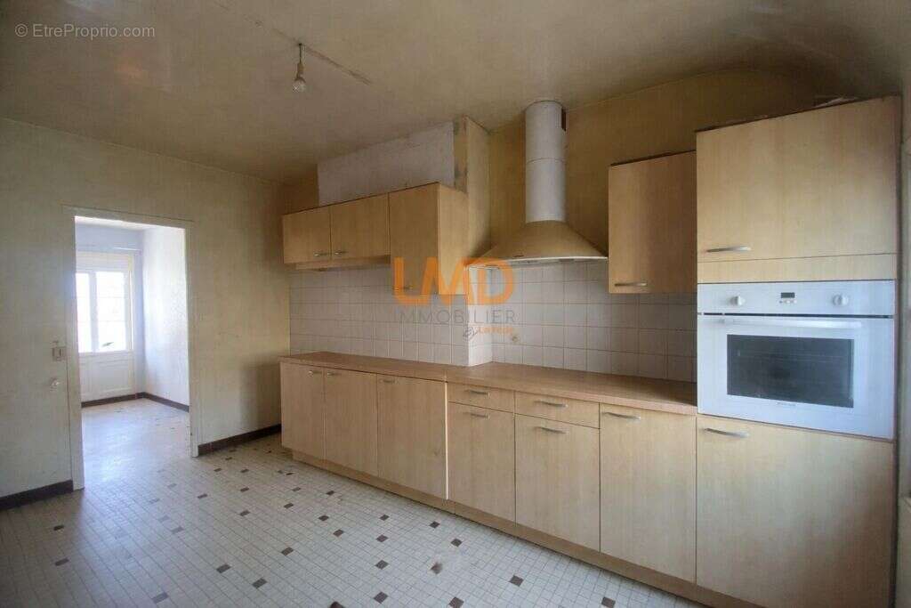 Maison à PEZOU