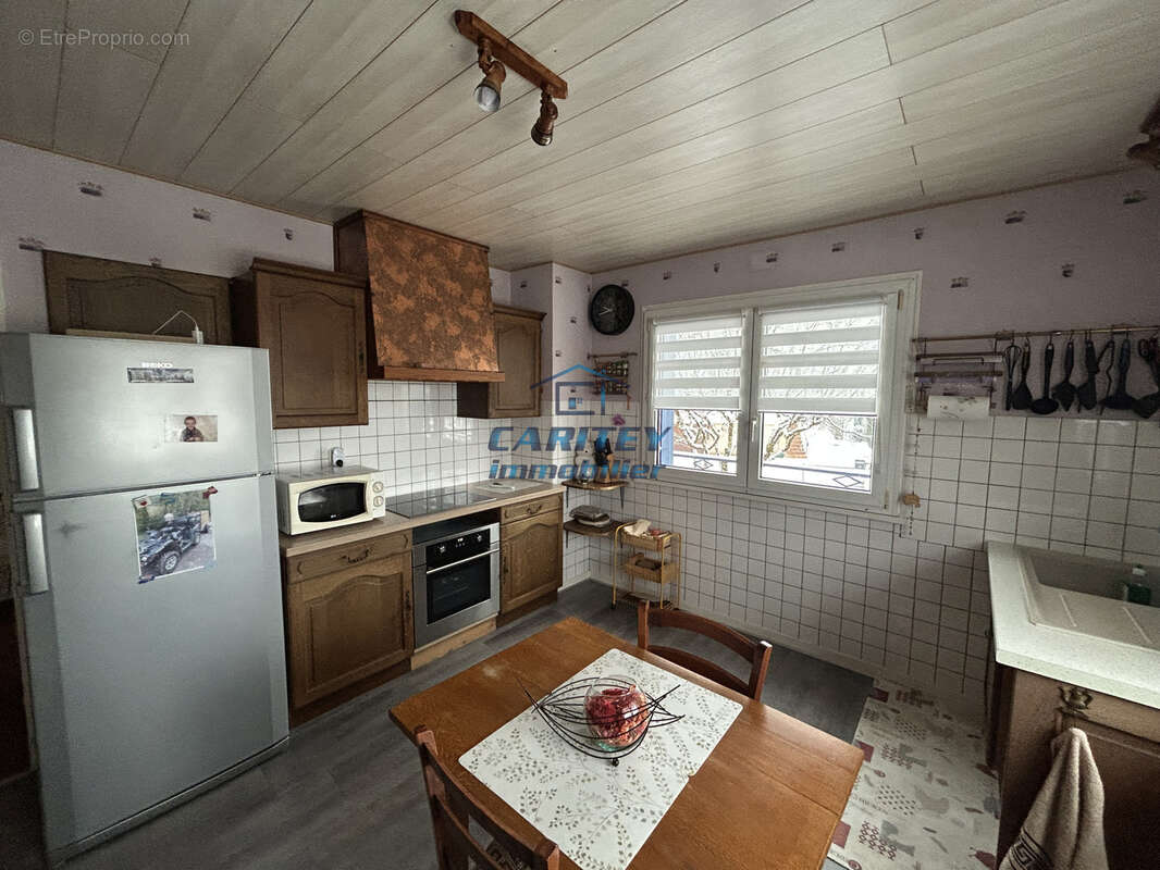 Maison à MAGNY-VERNOIS