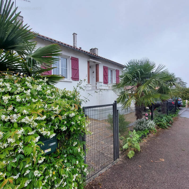 Maison à L'HERBERGEMENT