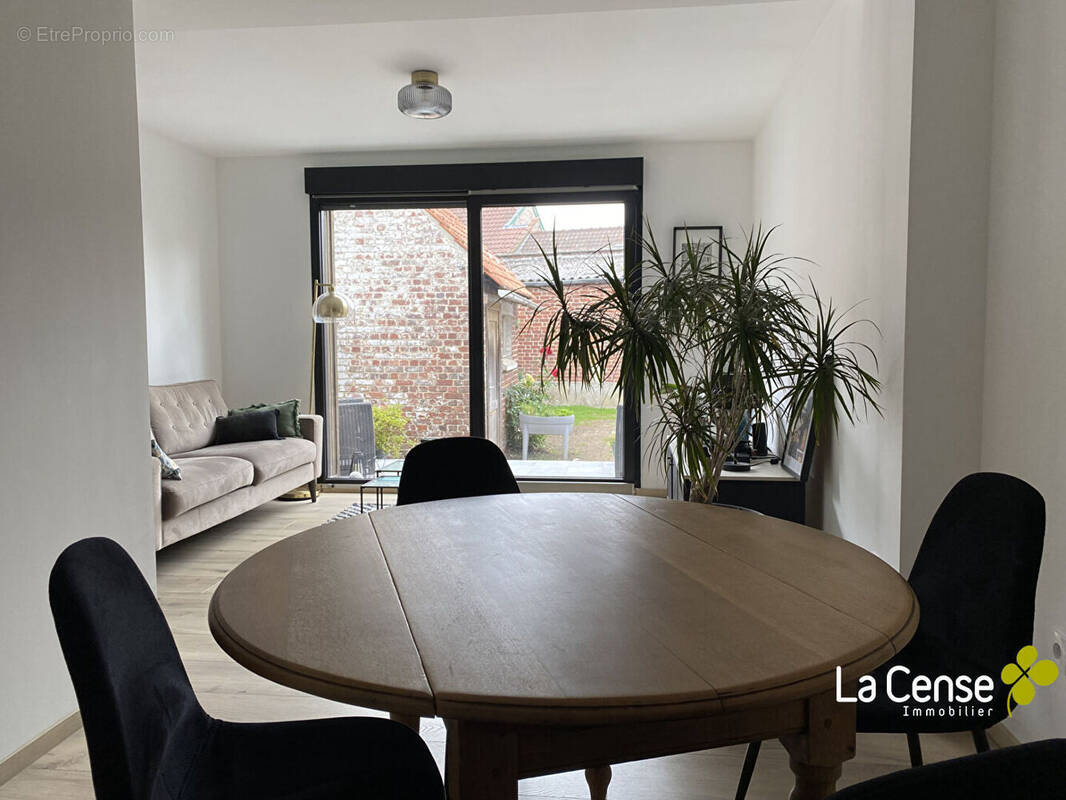 Maison à SAINGHIN-EN-MELANTOIS