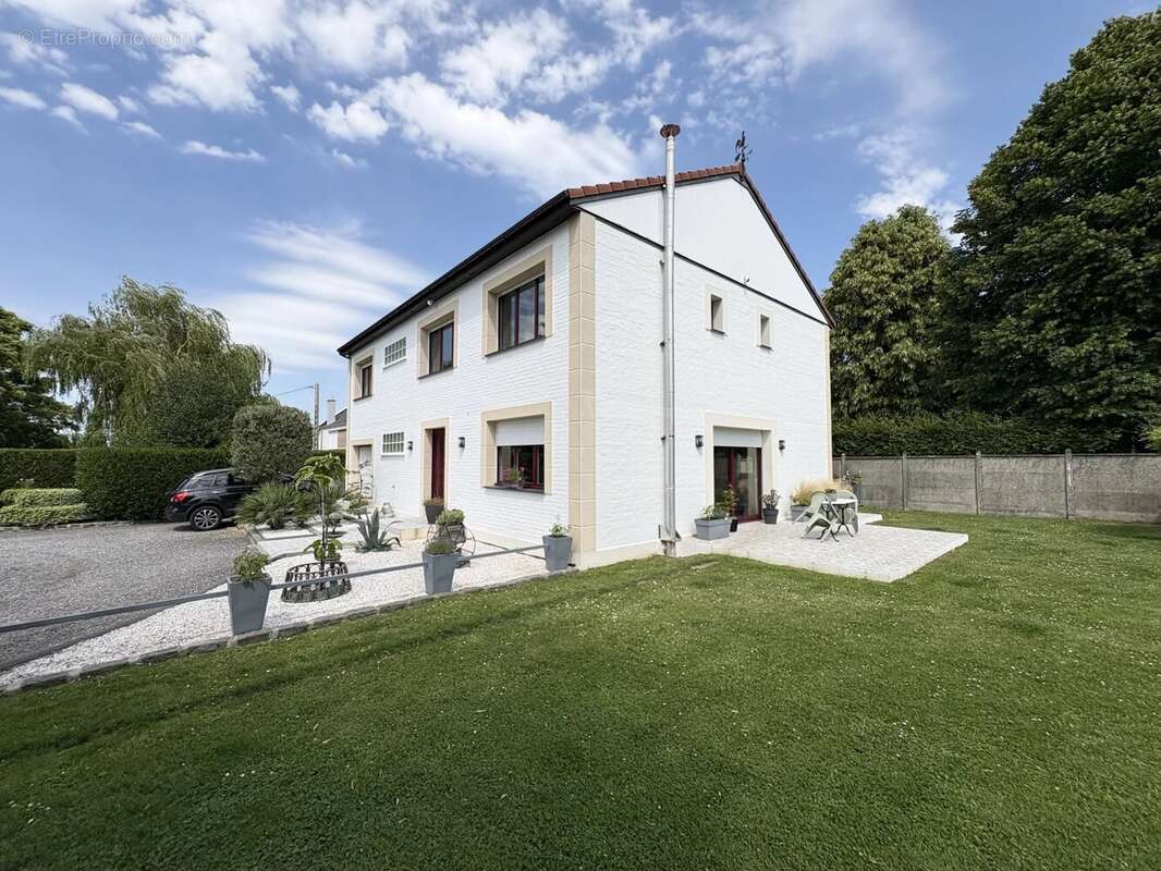Spacieuse maison de 5 chambres Cambrai 5 mn - photo 2