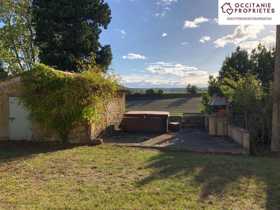 Maison à LABASTIDE-D&#039;ANJOU