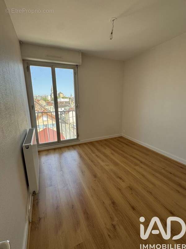Photo 8 - Appartement à MOULINS