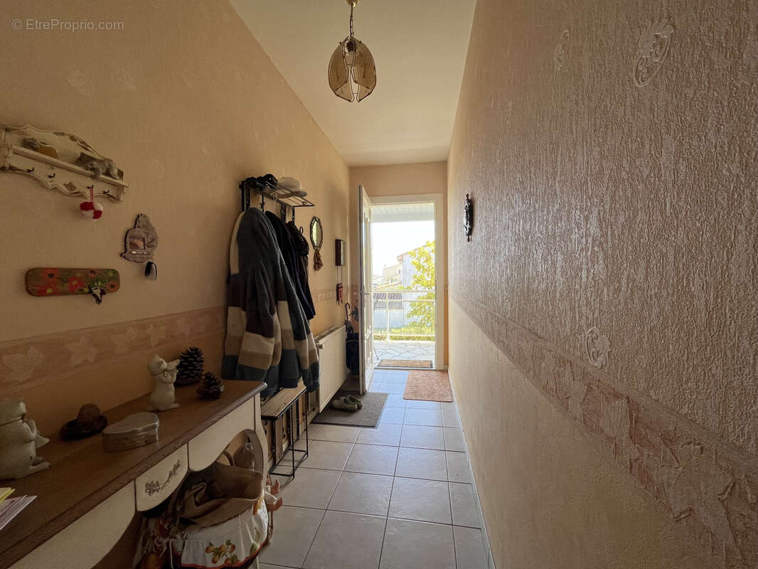 Maison à MORTAGNE-SUR-GIRONDE